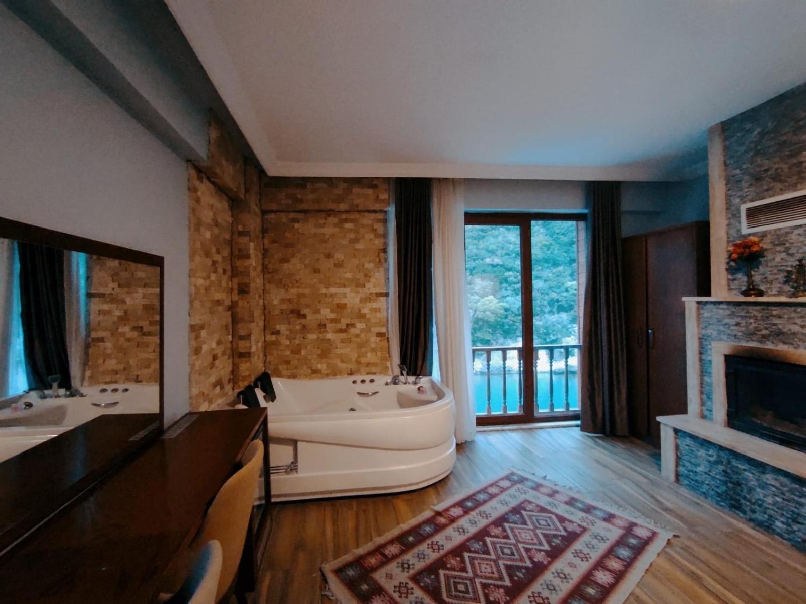 Hill River Hotel Ağva Zewnętrze zdjęcie