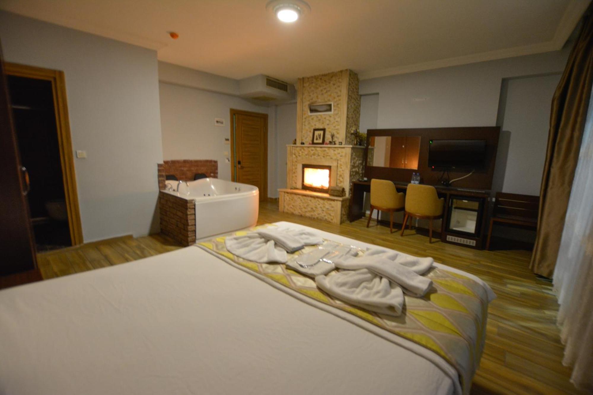 Hill River Hotel Ağva Zewnętrze zdjęcie